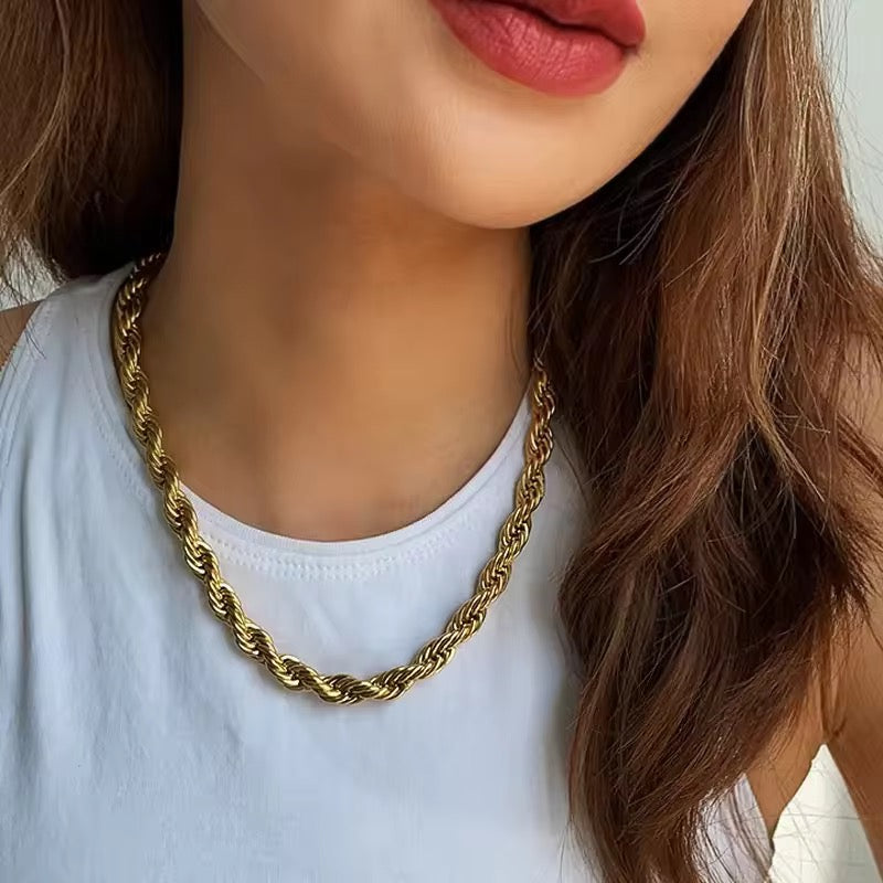 Chunky Twisted Necklace