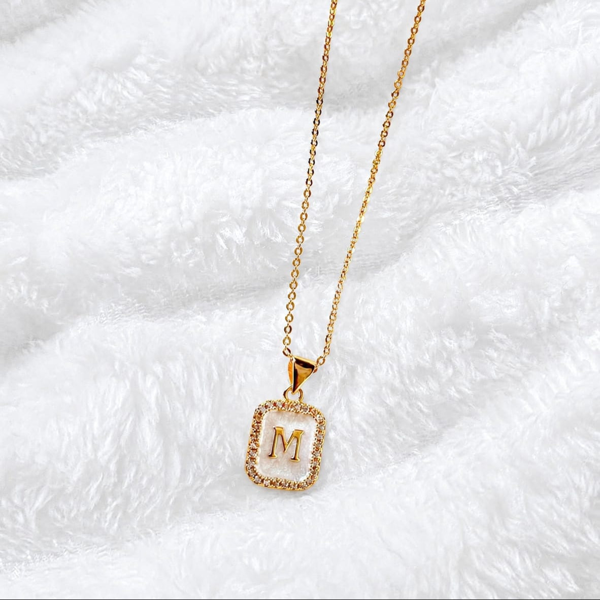 La eterna Necklace