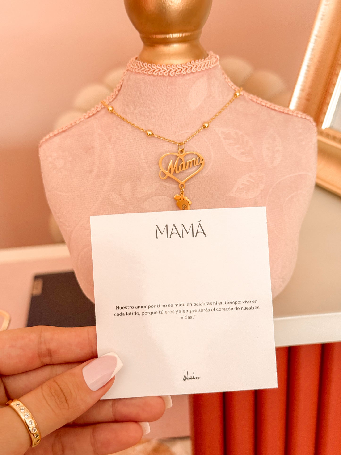 Preciosa Familia Necklace