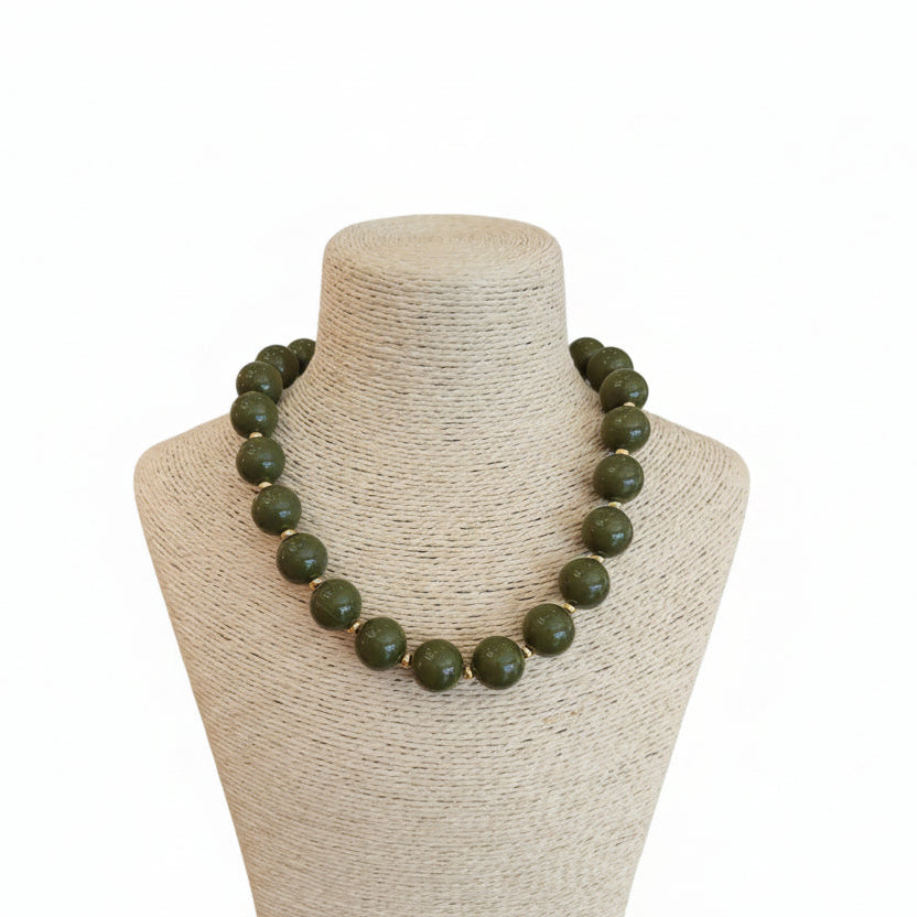 Oliva Necklace